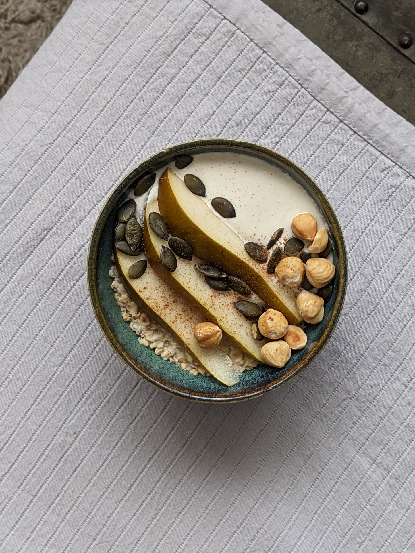 Seasonal Oat Pot